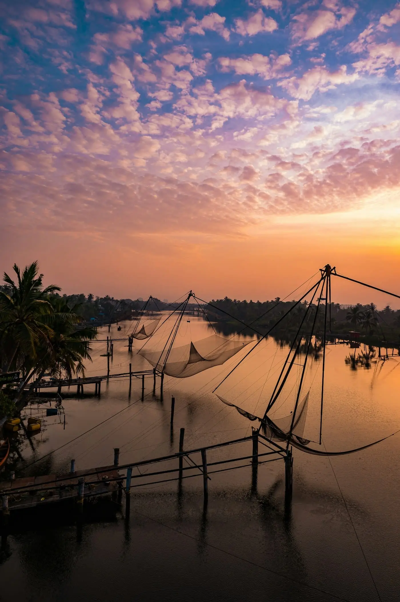 Cantilevered Chinese fishing nets over the water in Kochi